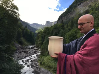 Abt Reding (Zen Mönch) Trauerredner Bestattungsredner