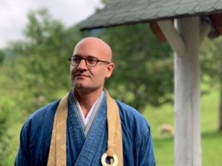 Zen Pfarrer - Trauerredner - Zen Vater Meister Reding