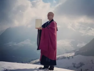 Abschiedsredner und Trauerredner Vater Reding aus dem Honora Zen Kloster