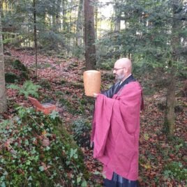 Sargans - Trauerredner Zen Vater Meister Reding