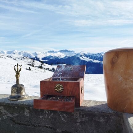 Asche verstreuen auf dem Berg - Abschiedsredner und Trauerredner - Zen Meister Vater Reding