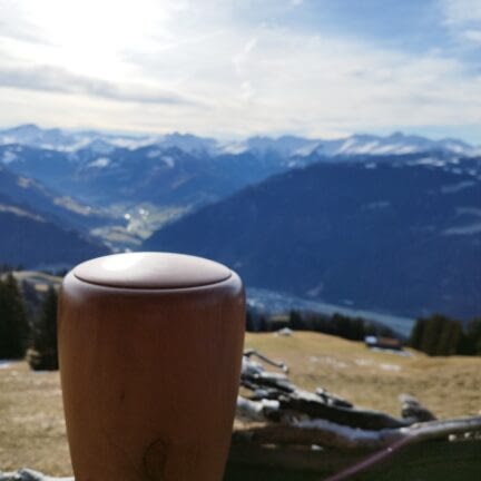 Abdankungsredner Bergbestattung - Zen Meister Reding