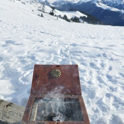 Asche verstreuen auf dem Berg - Abschiedsredner und Trauerredner - Zen Meister Vater Reding