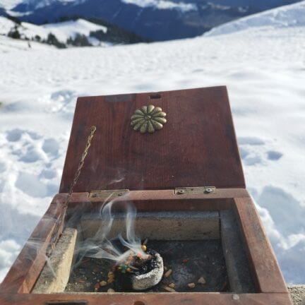 Asche verstreuen auf dem Berg - Abschiedsredner und Trauerredner - Zen Meister Vater Reding