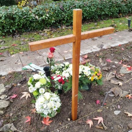 Trauerfeier in der Stadt Zürich - Friedhof Hönggerberg mit Trauerredner - Zen Meister Vater Reding