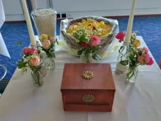 Phönix Ritual bei der Beerdigung - Weihrauch und Sandelholz